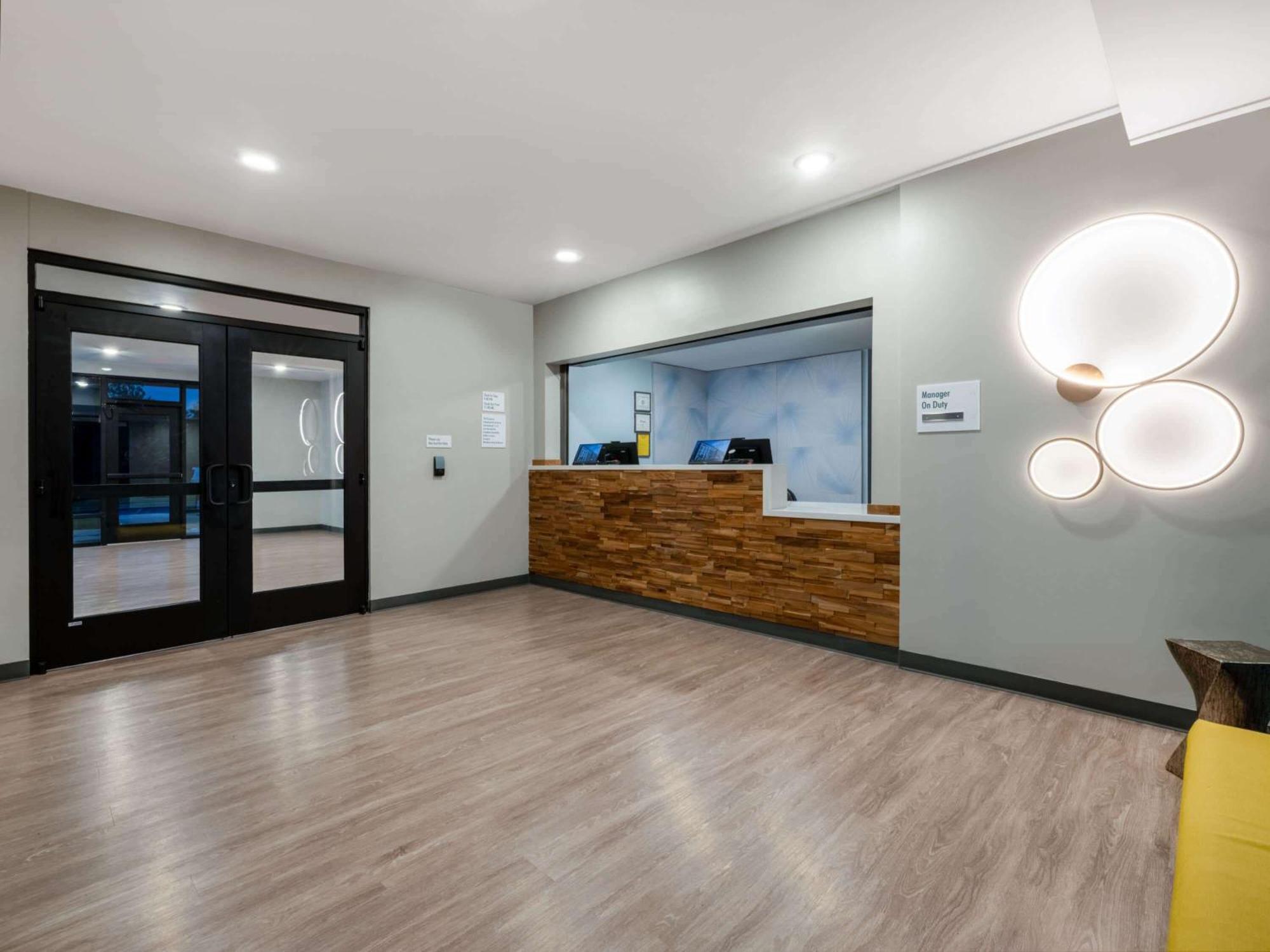 Echo Suites Extended Stay By Wyndham Indianapolis Ameriplex Exteriör bild