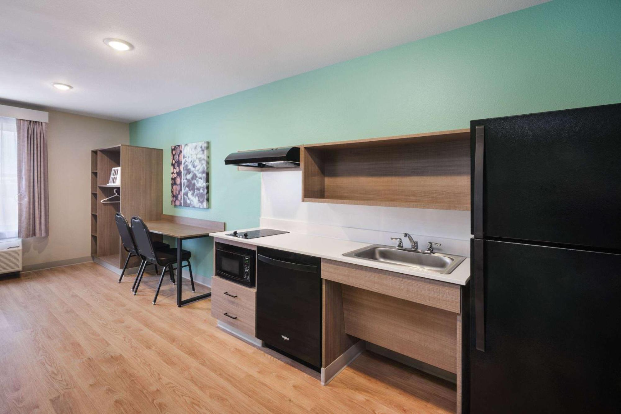 Echo Suites Extended Stay By Wyndham Indianapolis Ameriplex Exteriör bild